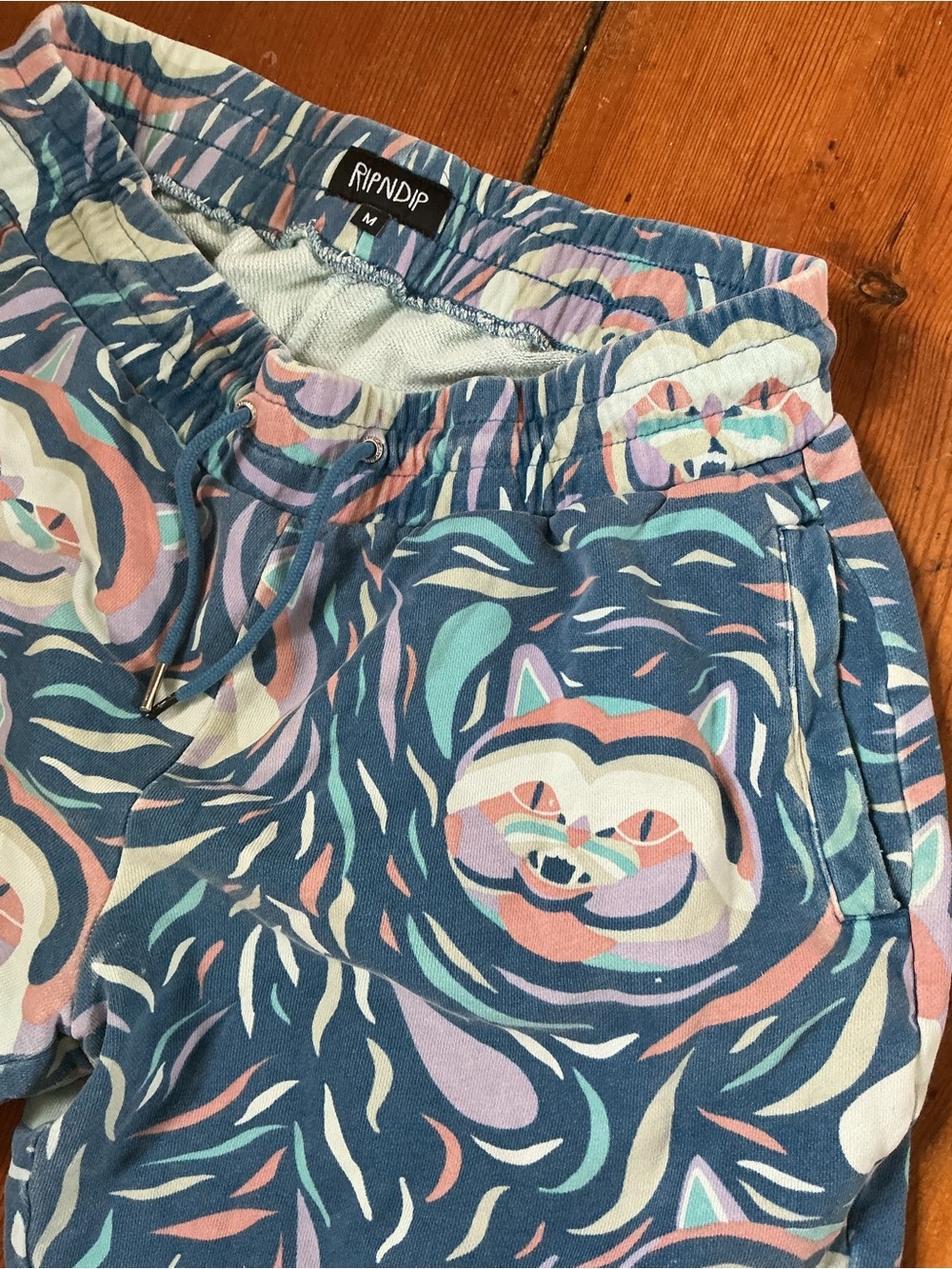 RipnDip Psychedelic Lord Nermal shorts, medium